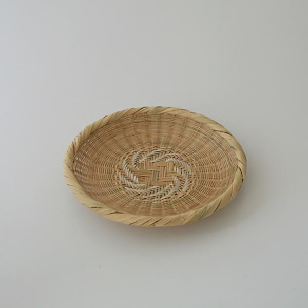 新品　そば ざる スズ竹細工 丸ざる 20cm 蕎麦 皿 山梨 富士 そば ざる スズ竹細工 丸ざる 20cm 蕎麦 皿 山梨 富士 爆買