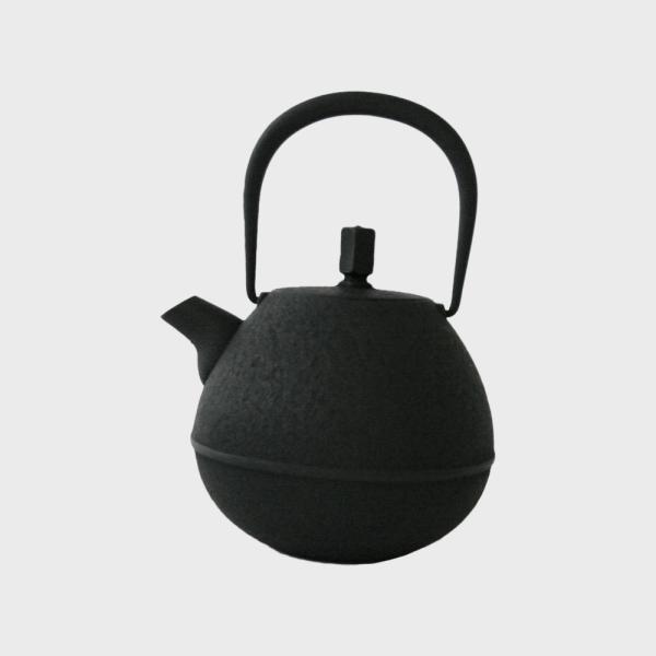 南部鉄器　鉄瓶大 鉄瓶 南部鉄器 やかん 空間鋳造 Egg 大 黒 0.7L 白湯 直火 IH