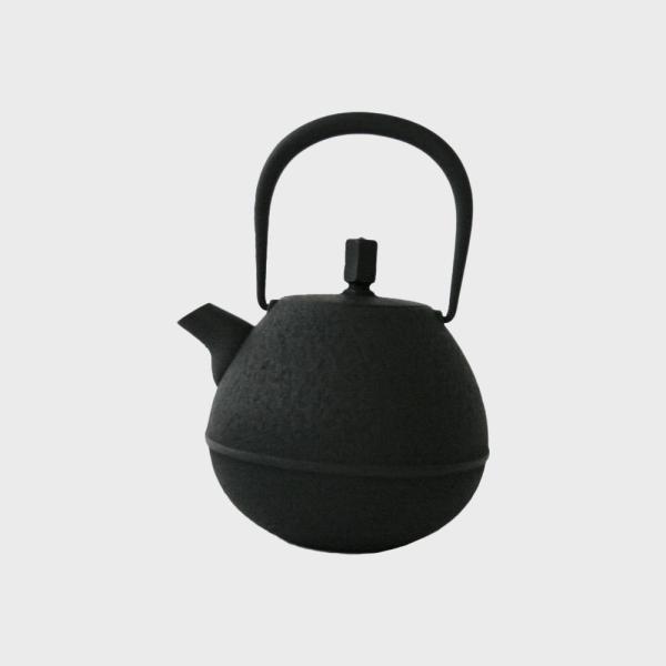 空間鋳造 南部鉄器急須 Egg 中 新品未使用 南部鉄器 急須 空間鋳造 Egg 中 黒 0.4L 日本製 爆買 : designshop