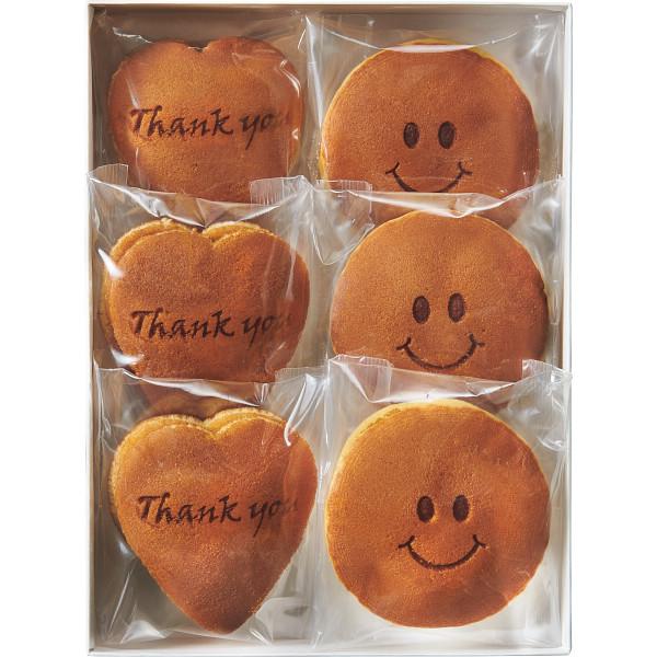 北海道産小豆、国内産小麦粉を使用した。ふっくら、しっとり、やわらか風味豊かなどら焼きになります。スマイルマークとハート型にＴｈａｎｋ　ｙｏｕの焼印を押しました。●焼印入どら焼き（Ｔｈａｎｋ　ｙｏｕ・スマイル）×各３その他：卵あり 小麦あり ...