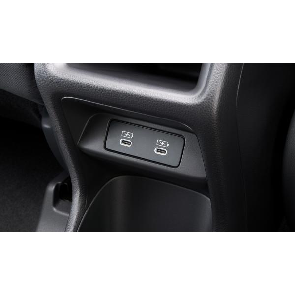 USBチャージャー 参考情報USB Type-C／2口／5V／各最大3A取付位置：アームレスト付センターコンソールボックス リア席側※消費電流が3A以下であっても充電できないUSBデバイスがあります。※充電専用のため、音楽などの再生はできま...