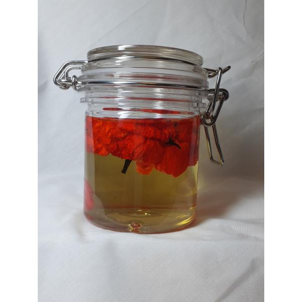 激辛唐辛子トリニダードモルガ・スコーピオンのオイル漬け２５０ml無農薬、辛さ150万スコヴィルのスコーピオンサラダオイル使用郵便でお送りいたします