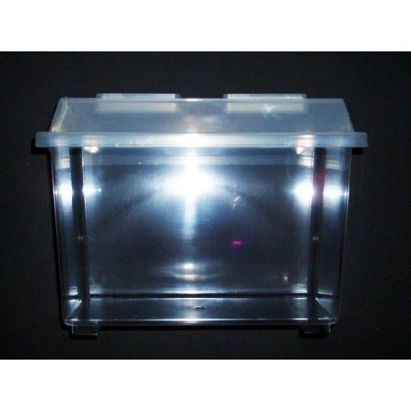 ■商品名：コバエシャッター小◎サイズ：153×230×173◎特殊な二重構造でいやなコバエをシャットアウト！　保湿性にも優れパラワンオオヒラタ等、大型のクワガタオス成虫、　120mm位までの中型カブトオス成虫の管理に最適です。　専用セパレー...