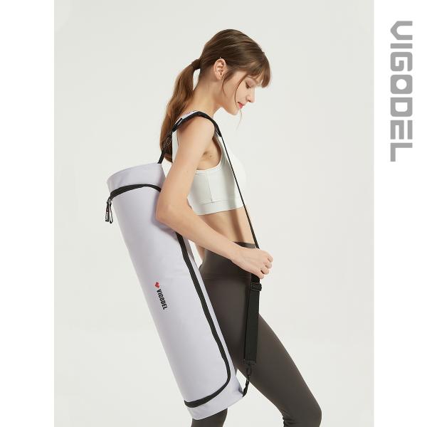 商品情報仕様 【サイズ】:約72cm×16cm【素材】:ポリエステル100%【カラー】:パープル【重量】:約400g　※ヨガマットは付属していません。説明・外層は傷や汚れを防ぐために耐摩耗性のポリエステルを採用しています。内層は雨や雪を避け...