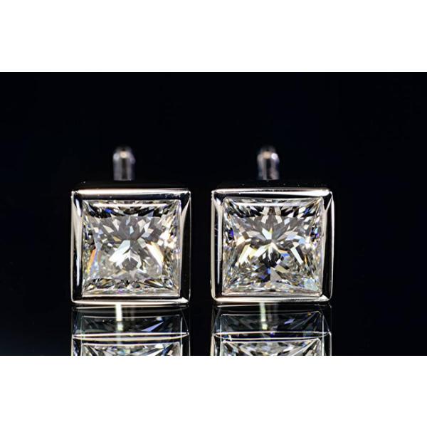 片方0.5カラット ダイヤシンプル一粒ピアス プリンセスカット ダイヤ