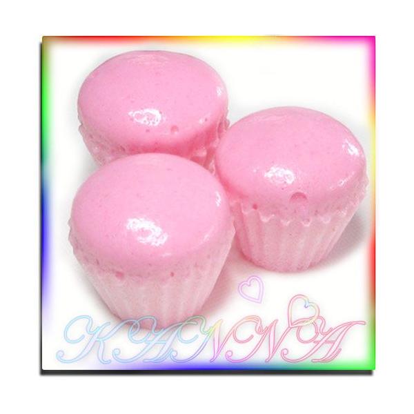 フェイクスイーツ レア ふわふわウレタン製カップケーキいちご 3個セット By Kanna Buyee 日本代购平台 产品购物网站大全 Buyee一站式代购 Bot Online
