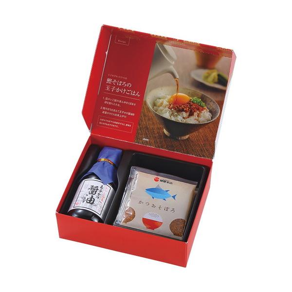 玉子に良く合う醤油と旨みをたっぷり含んだ鰹そぼろをワンセットにした人気セット■玉子かけ醤油145ml×1、鰹そぼろ5g×5■箱サイズ:18.5×15×6【用途】引出物 結婚祝 出産祝 仏事 快気 新築 記念 贈答 お返し お祝い 香典返し ...