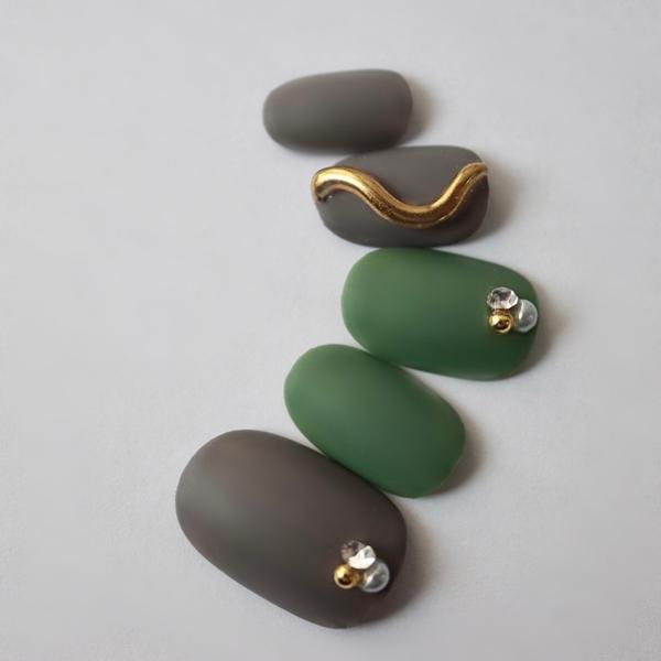 ジェルネイルチップ ハンドメイドネイルチップ マットチャコール