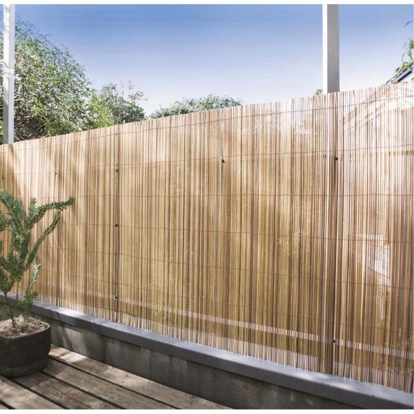 おしゃれにベランダを目隠しする10のアイデア シートやシェードなどの手軽な方法やフェンスなど本格的な対策まで 農業 ガーデニング 園芸 家庭菜園マガジン Agri Pick