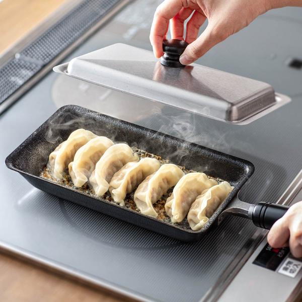 燕三餃子用フライパン　鉄　蓋、ターナー付き　新品 燕三餃子用フライパン 鉄 蓋、ターナー付き 新品 燕三餃子用フライパン