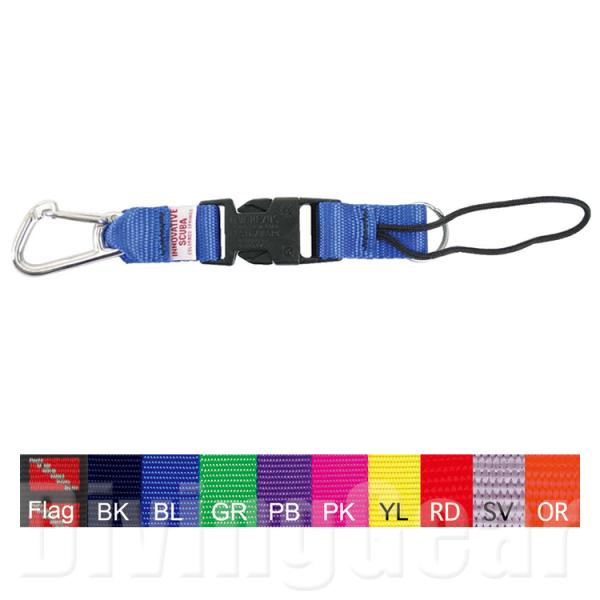 カメラやライト、ナイフなどをBCDに装着するのに便利なカラビナ付きストラップです。カラビナ側をBCDのDリングなどに取付け、反対側のストラップ部をアクセサリーに取付け携帯します。使用する時は中央のバックル部から外し、再び携帯する時はバックル...