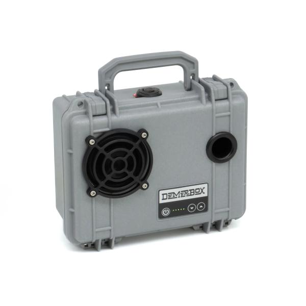 DemerBox デマーボックス DB1 防水Bluetoothスピーカー シルバー [DB-1150-SLV] 超耐久設計 大音量＆深い低音 40+時間再生 USB充電対応 PELICAN ペリカンケース