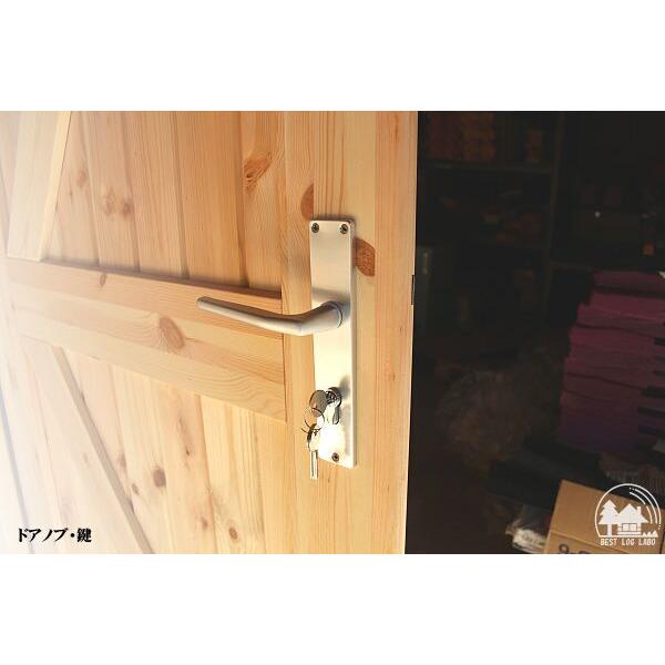 ログハウスに似合う両開き木製ドア 鍵付 スタンダード パイン無垢材 Buyee 日本代购平台 产品购物网站大全 Buyee一站式代购 Bot Online