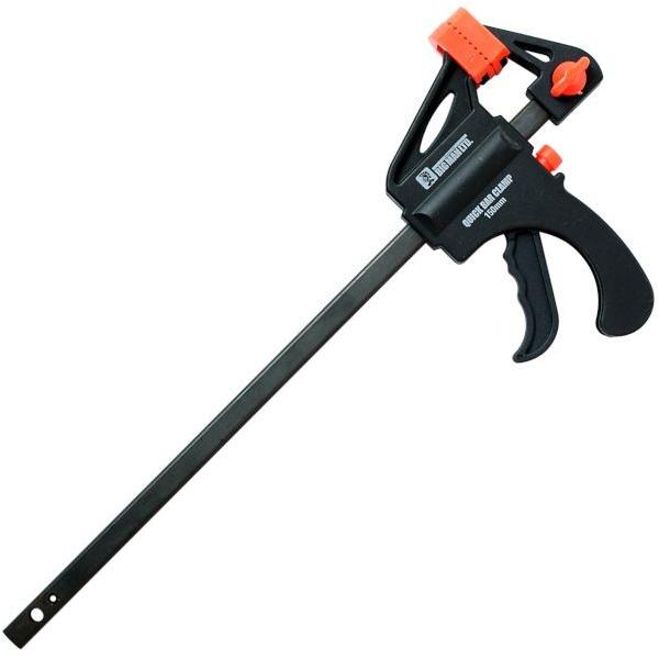 【特長】 ●レバー操作で広げる・締めるが行えます。 【用途】 クイックバークランプ。 【注意】 ●クランプ以外の用途には使用しないでください。 ●高温になるところでの作業や保管は変形する恐れがあります。 ●樹脂製品ですので、負荷の大きな作業...