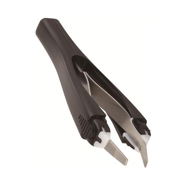 毛をつまんで押すだけで、簡単に毛が抜けます。先斜タイプです。キャップ付で持ち運びに便利です。●サイズ:93×25×13mm。●重量:10g。材質：●毛抜き:ステンレススチール。●ハンドル:ABS樹脂。●先端部品:POM樹脂・ キャップ:AS樹脂。