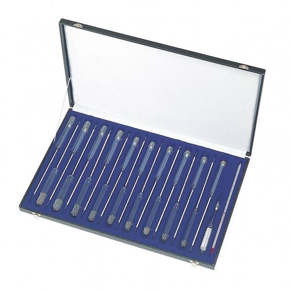 東京都計量検定所の検定証印付です。   目盛範囲:1．000〜1．060 全長:約300mm 最小目盛:0．001 材質:ガラス 鉛 代表画像です。  ケースは付属しません。   【入数】 19本 大型No6