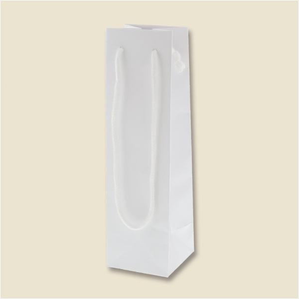 ドレッシングやワインハーフボトル、ハーバリウム作品など、スリムなボトルに最適な手提げ紙袋です。 厚手の材質、口ボール・底ボール付きでしっかりしたつくりです。   【サイズ】 80×マチ80×280mm 【カラー】 白無地 【入数】 10枚 ...
