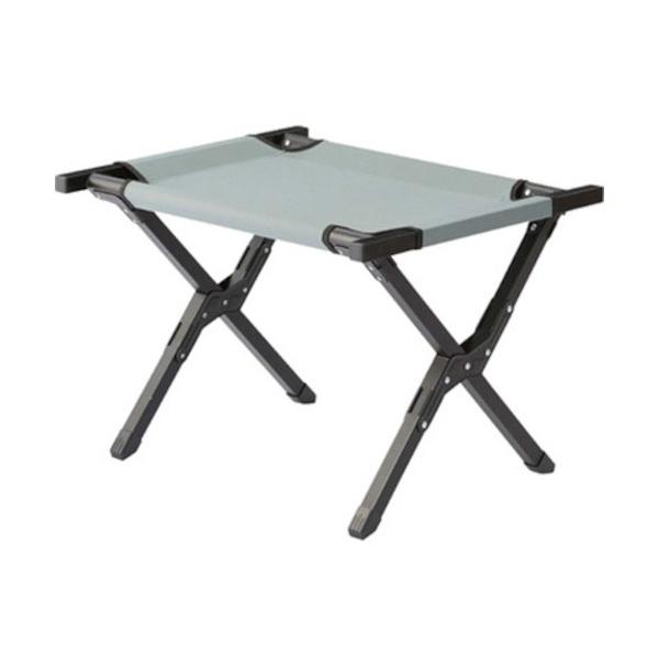 ■特徴 折りたたみできるサイドテーブルです。 ■用途 アウトドアの簡易テーブルに。 ■材質 アルミニウム合金(粉体塗装) ポリエステル    【カラー】 グレー 【重量】 3KG 【入数】 1台 【原産国】 中国製 6300052207