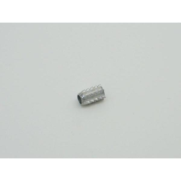 ダイカスト製・クロメートメッキ全長８．５ｍｍ・ネジＭ３参考下穴径４．１ｍｍ〜４．５ｍｍ※こちらの商品はメール便をご利用いただけます。メール便の特徴１．ポスト投函になります。２．代引き発送はできませんのでご注意ください。３．到着まで約２，３日...