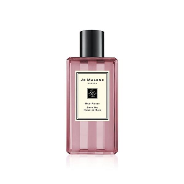 [ブランド]ジョー マローン ロンドン[カテゴリ]バスオイル[内 容 量]250mL清らかで透明感のある香りのバスオイル今を感じさせるロマンスのエッセンス。世界中から集められた高貴な7種類のバラをブレンドしています。砕いたスミレの葉とほのか...