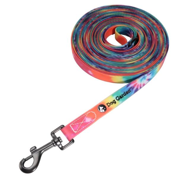 水遊びも安心の完全防水！水がしみないのでクサくならない。プールもOK雨の日も散歩を楽しもう！鮮やかなタイダイ柄汚れても簡単お手入れ！濡れたら拭くだけ簡単メンテナンス地面が濡れた状態で使用しても水を吸収しないので重くなりません！呼び戻しの練習...