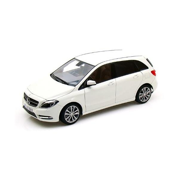 1/18 ノレブ　メルセデスベンツ　Bクラス　W246 ミニカー　ホワイト 1/18 ノレブ メルセデスベンツ Bクラス W246 ミニカー ホワイト Norev
