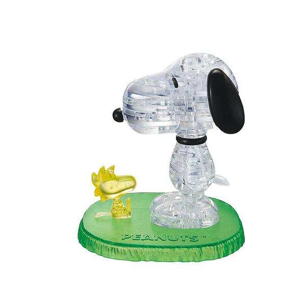 ●品番:50150●入数:１個●このパズルは透明ピースをくみ上げ立体パズルです。●完成すると、クリスタルのように美しく輝くインテリアとして楽しんでいただけます。●芝生の台座にスヌーピーとウッドストックを並べて飾ってください。