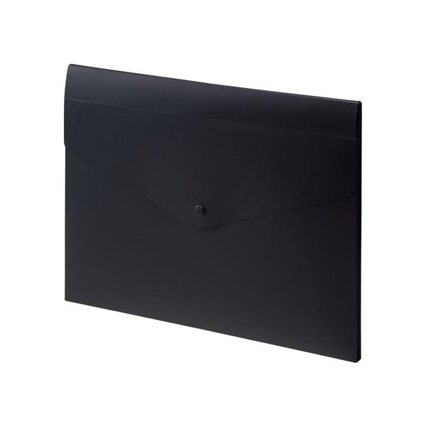 ●品番:A-5095●入数:１冊●ノートや書類を折らずに持ち運べる厚みのあるＰ．Ｐ．製ケース。●書類をクリヤーホルダーごと収納できるサイズ。●薄型でかさばらないのでバッグ内の整理に最適。