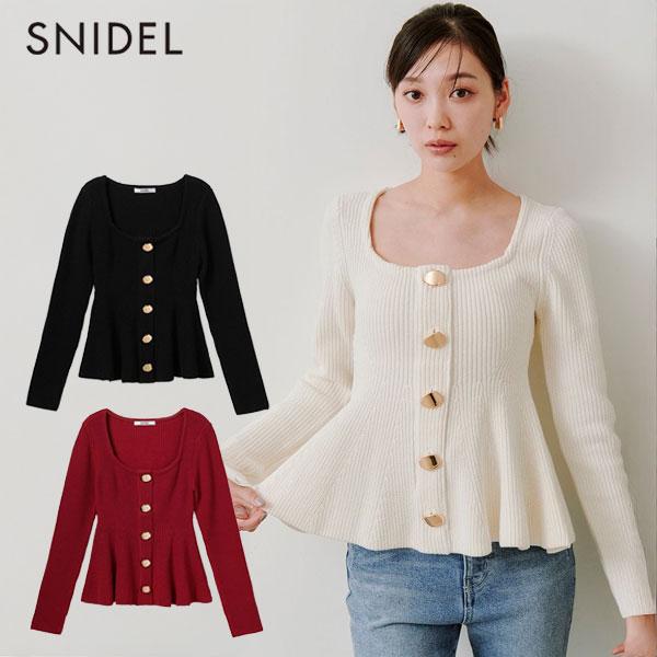 新品タグ付き★SNIDEL ペプラムクロップドトップス SNIDEL（スナイデル）の「ペプラムクロップドトップス（ニット