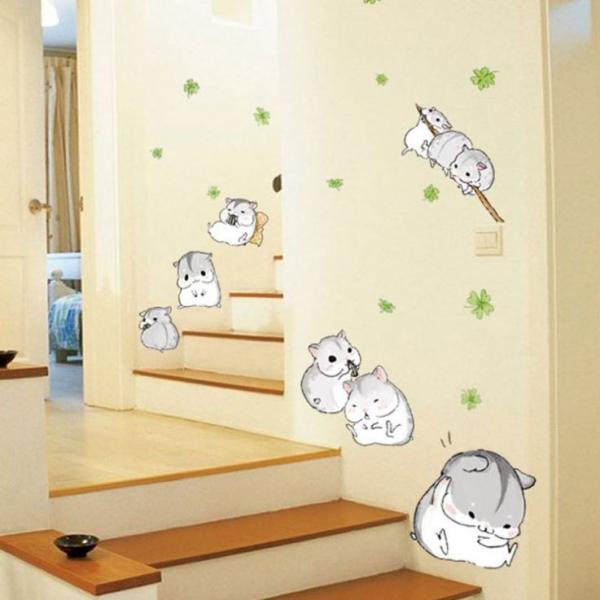 かわいいハムスターたちの防水ウォールステッカーです。痕が残らず剥がせるので賃貸のお部屋などにも使用できます。キッチンや子供部屋など簡単に模様替えできます(^O^)最大約23センチのビッグハムスターもいます(^^)素材：PVCサイズ：45セン...