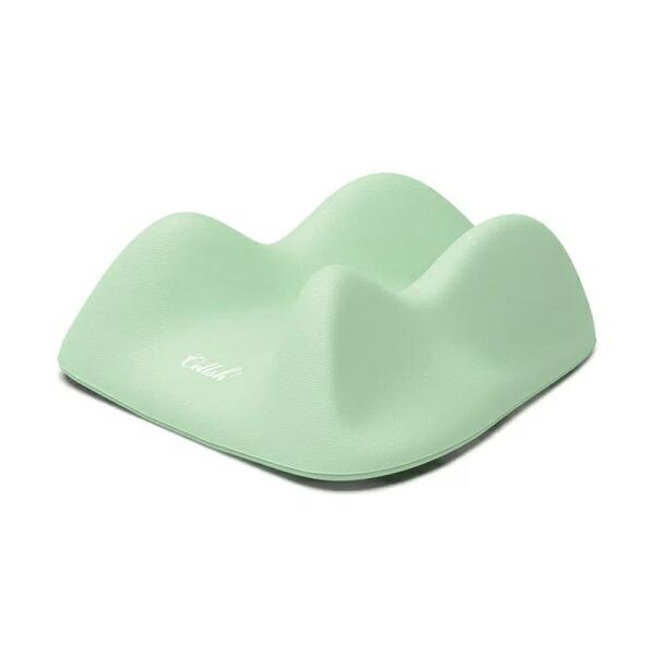 1回10分寝転ぶだけの簡単ストレッチ！肩甲骨まわりに沿ったハの字突起が奥の筋肉までをグイっと刺激♪　【商品仕様】カラー：グリーンシリーズ名：Cellshブランド名：ニーズ原産国／製造国：中国材質：ポリウレタン商品サイズ：縦20.3×横19×...