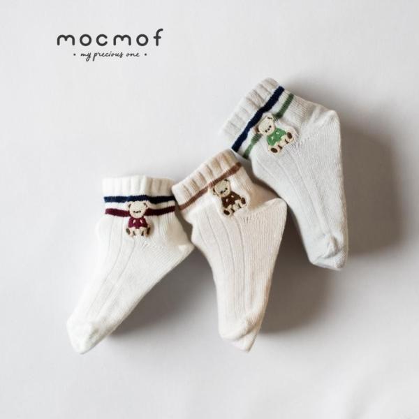 【商品説明】シンプルだけどおしゃれさも忘れない！デイリーコーデにも、きちんと感が欲しいときのコーデにも、オールマイティに活躍してくれるベビーソックスです。メインに綿とポリエステルを使用したやわらかな肌触り。暑い時期は冷房対策として、寒い時期...