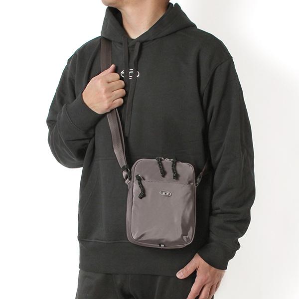 【新品】DIESEL メンズ　ボディバッグ　グレー×ブラック ディーゼル(DIESEL) メンズ ボディバッグ・ウエストポーチ | 通販