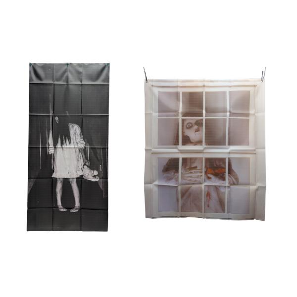 廃墟を守る少女 壁掛け 恐子さん、恐怖の眼差し こっち見てるよ 恐子さん、ホラーな壁掛け２枚セット、１枚ずつのご購入よりお買い得です海外工場で印刷しているため、印刷のシミやムラ、にじみ、インク飛びがあります、海外製造製品の特性として予めご了...