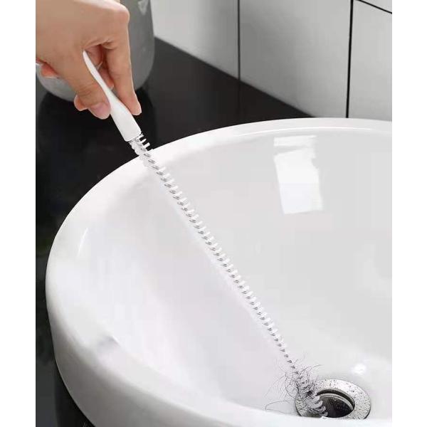 ロングブラシが排水パイプの悪臭詰まりの原因を根こそぎ落とします!髪の毛もごっそり絡み取れます。毛が細くて短いから水はねしにくいです。洗って何度でも使用できるので経済的♪使用後はサッとかけて収納できます。