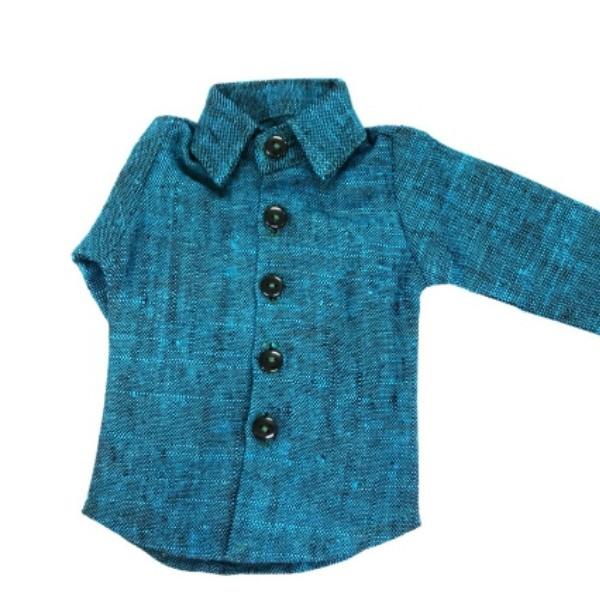 teal shirt outfit