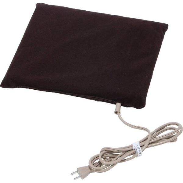 電気あんかのソフトタイプは表面がやわらかいタイプとなっておりますので、布団の中でごわごわしないのが特長です。【コンセントにつなぐだけで、一晩中足元ぽかぽか】電気あんかのソフトタイプはコンセントに繋ぐだけのシンプル設計。温度調節機能がないので...