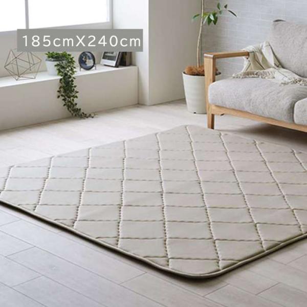 いつまでも触っていたくなるもちもちとした肌触りのラグ。ウレタンの厚みで生活音や足音も軽減。階下への騒音対策にもおすすめです。中材は洗えるウレタンを使用しているため、手洗いでお手入れ可能。水通しの良いウレタンなので、乾きやすいのもうれしいポイ...