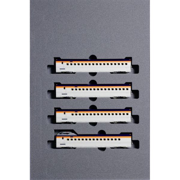 E8系 山形新幹線「つばさ」 増結セット(4両)  KATO 10-2052