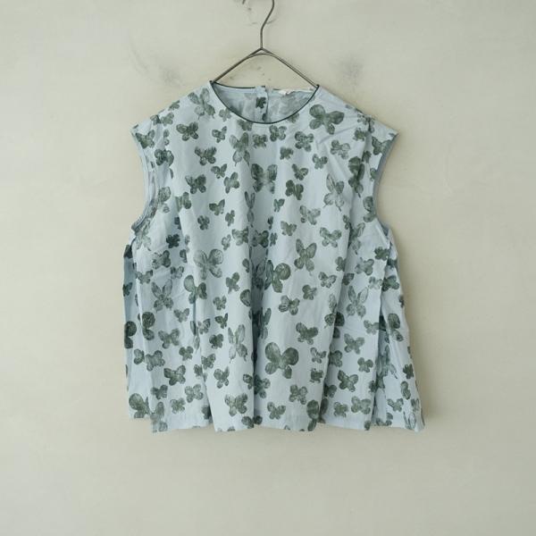 【定価3.9万】ミナペルホネン mina perhonen *コットンシルクチョウチョプリントノースリーブブラウス*36(33-2606-536)【81G62】