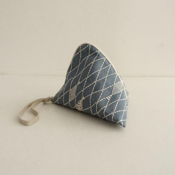 mina perhonen（ミナペルホネン） *pacific tetra pouch テトラポーチ