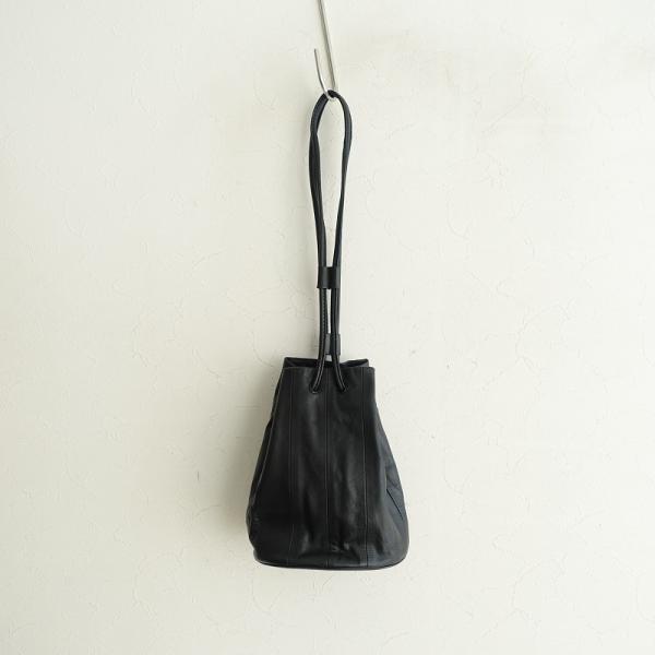 【最終お値下げ】marimekko レザーショルダーバッグ ＆ 巾着袋 美品/定価4.4万】マリメッコ marimekko *KEIRAショルダーバッグ*レザー