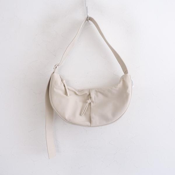 未使用/定価1.9万】オレンド OLEND *ムーンバッグ*ショルダー