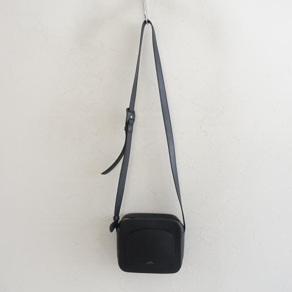 A.P.C.（アーペーセー） *レザーショルダーバッグ*ポシェットブラック