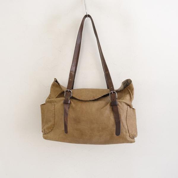 HENRY BEGUELIN（エンリーベグリン） *オミノ刺しゅうクロコ型押し