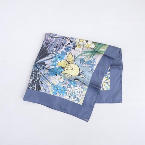 美品】KURASHI&Trips PUBLISHING*色づかいにこだわったシルクスカーフ