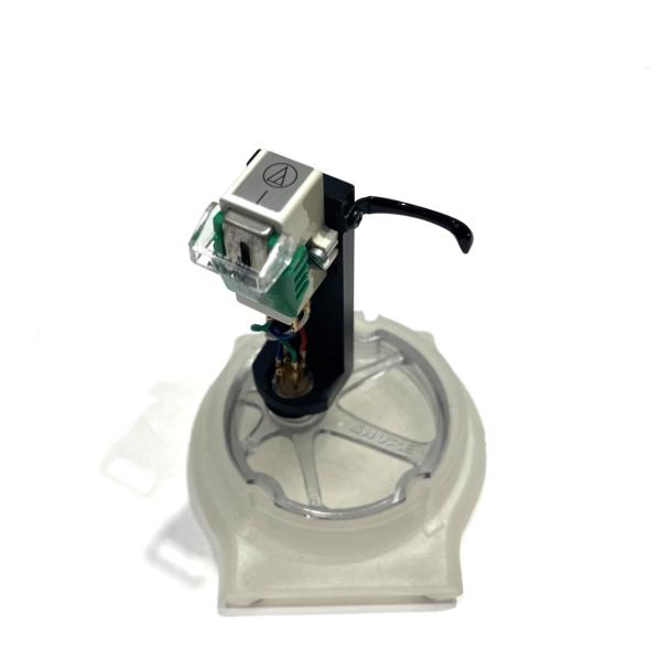 ・外箱あり・針圧 1.5~2.5g・VM型カートリッジ1本は持っておきたい、フラットなサウンドのカートリッジです。*********************************■中古品になりますので、ご理解の上ご購入いただきますようお願...