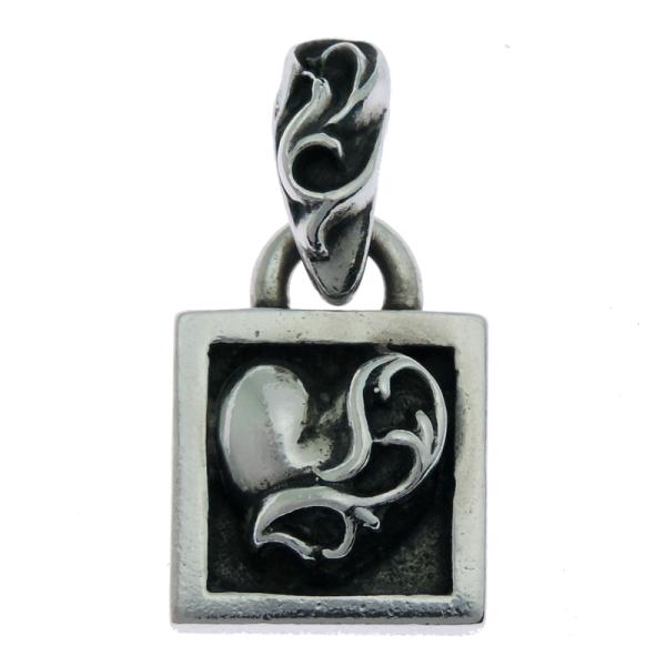 銀座店］CHROME HEARTS クロムハーツ フレーム ド ハート チャーム