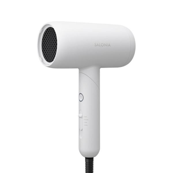 その風、速乾シルク髪着目したのは風の面積?風の当たる面積を広げ、髪の毛全体を約75度の低温風で一気に乾かすことで、ダメージケアしながら速乾を実現。ツヤめくシルク髪へと導きます。独自の設計でブランド史上最大風量で速乾2.4?/min?の大風量...