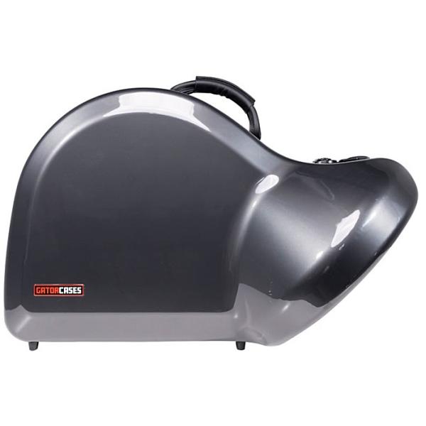 ・スタイリッシュ且つヘビーデューティーで理想的な耐久性を実現したABS樹脂成形シェルを採用。・楽器にフィットする緩衝性に優れた内装で、輸送中の楽器を保護。・ネック＆マウスピース用内部収納スペース。・取り外し可能なバックパックストラップ。・高...